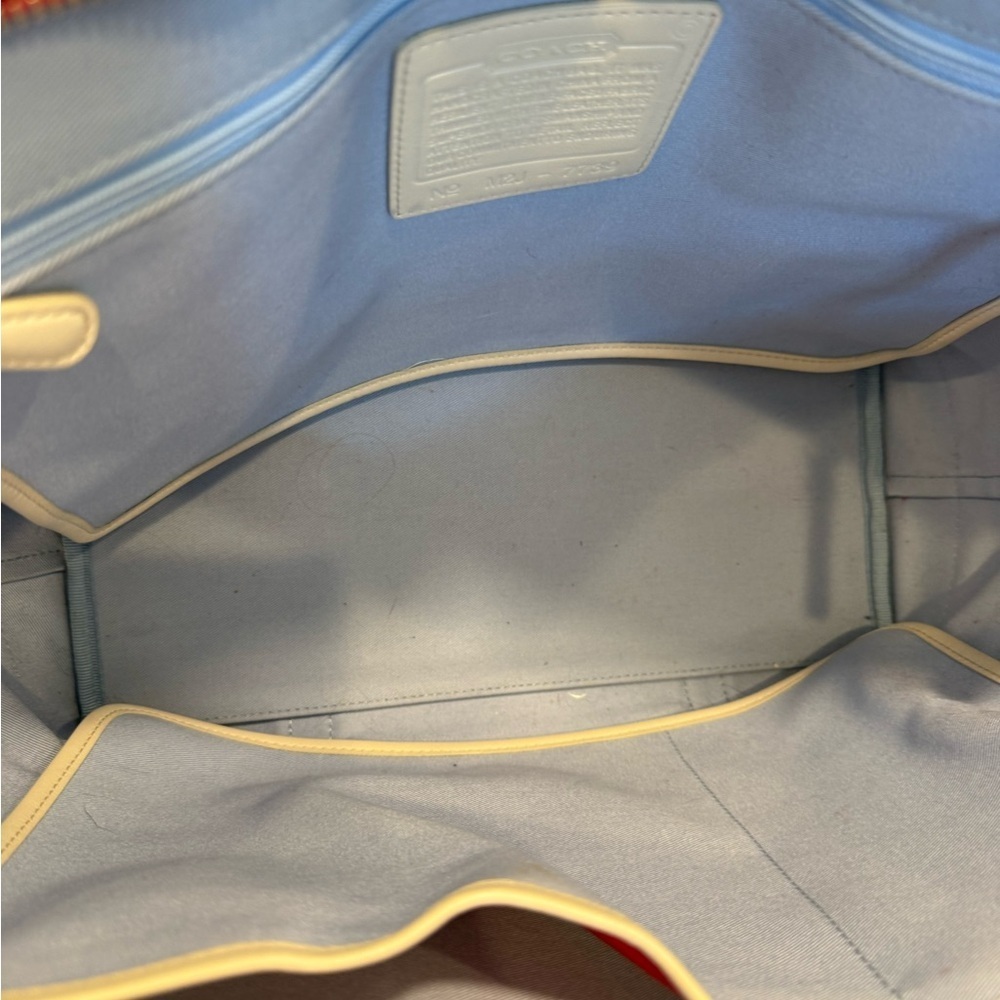 COACH HAMPTON LEGACY RED FABRIC WHT LEATHER TRIM MARKET TOTE BAG - Picture 8 of 16